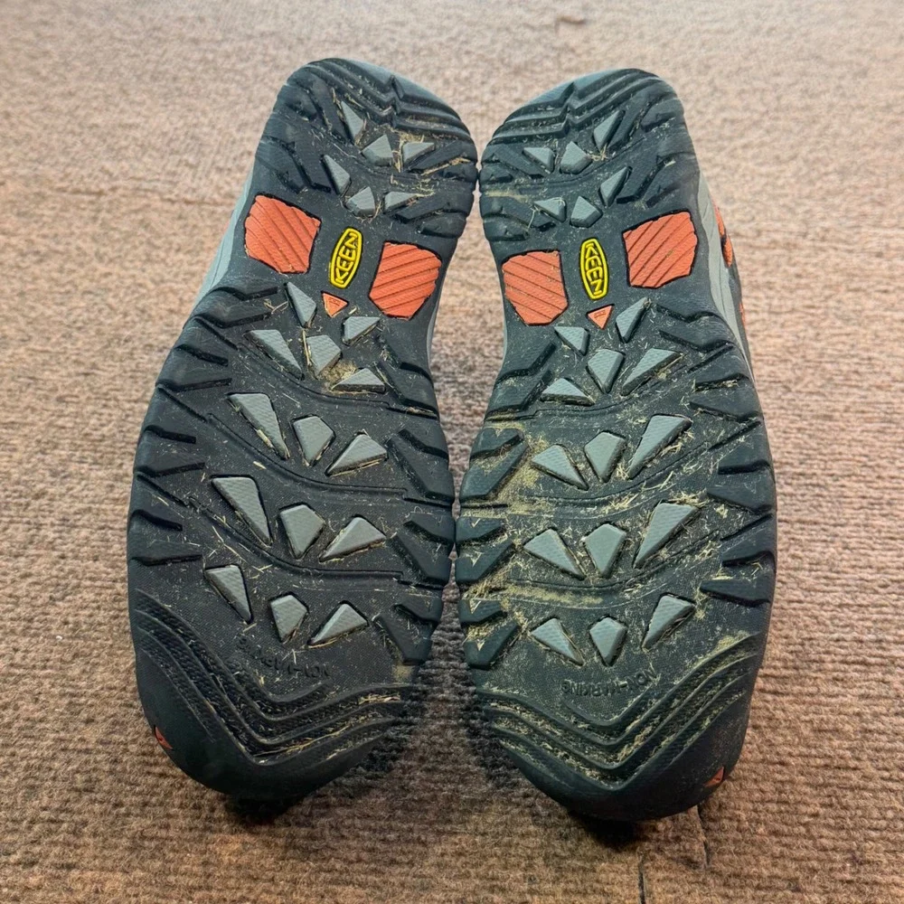Gently used Keen Targhee EXP Waterproof Hiking Shoes Navy Orange Mens 7 1019829